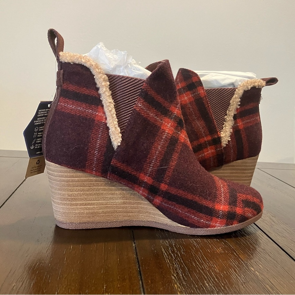 Tom’s Kelsey Boot